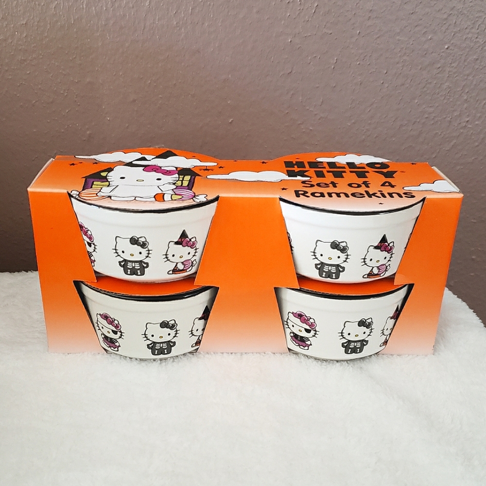 Hello Kitty Ramekins 🎀